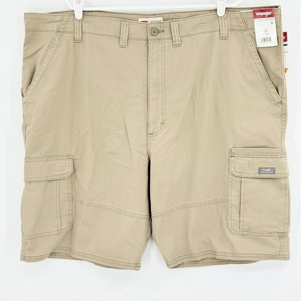 Wrangler Five Star Men's Relaxed Stretch 10 Inseam Tan Cargo Shorts Size 48 NWT